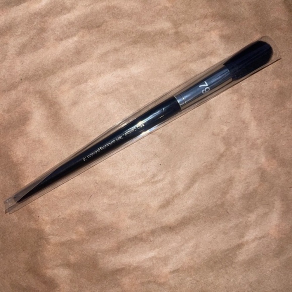 SEPHORA 79 Contour Brush NEW